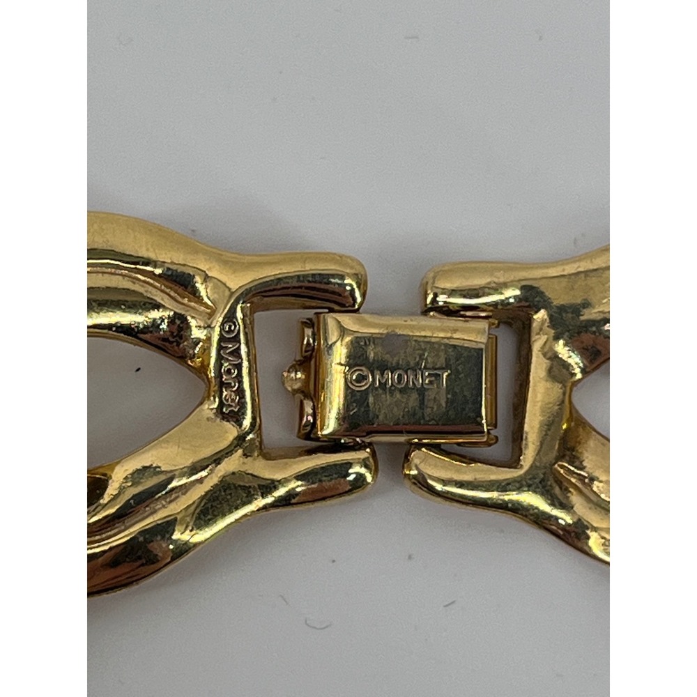 Monet Vintage Gold Tone Chunky Curb Link Bracelet Fold Over Clasp Stamped - Picture 3 of 3